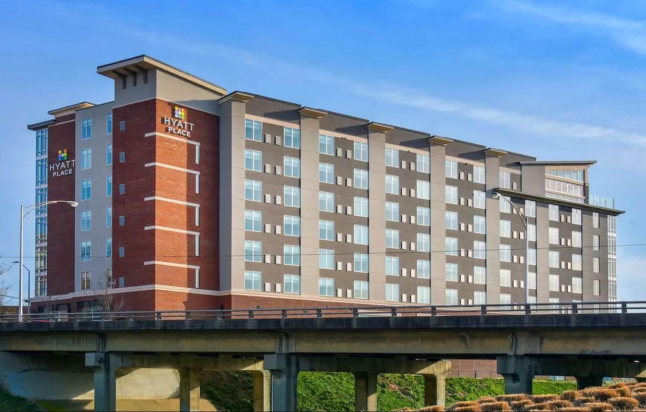 Doubletree By Hilton Asheville Downtown Buitenkant foto