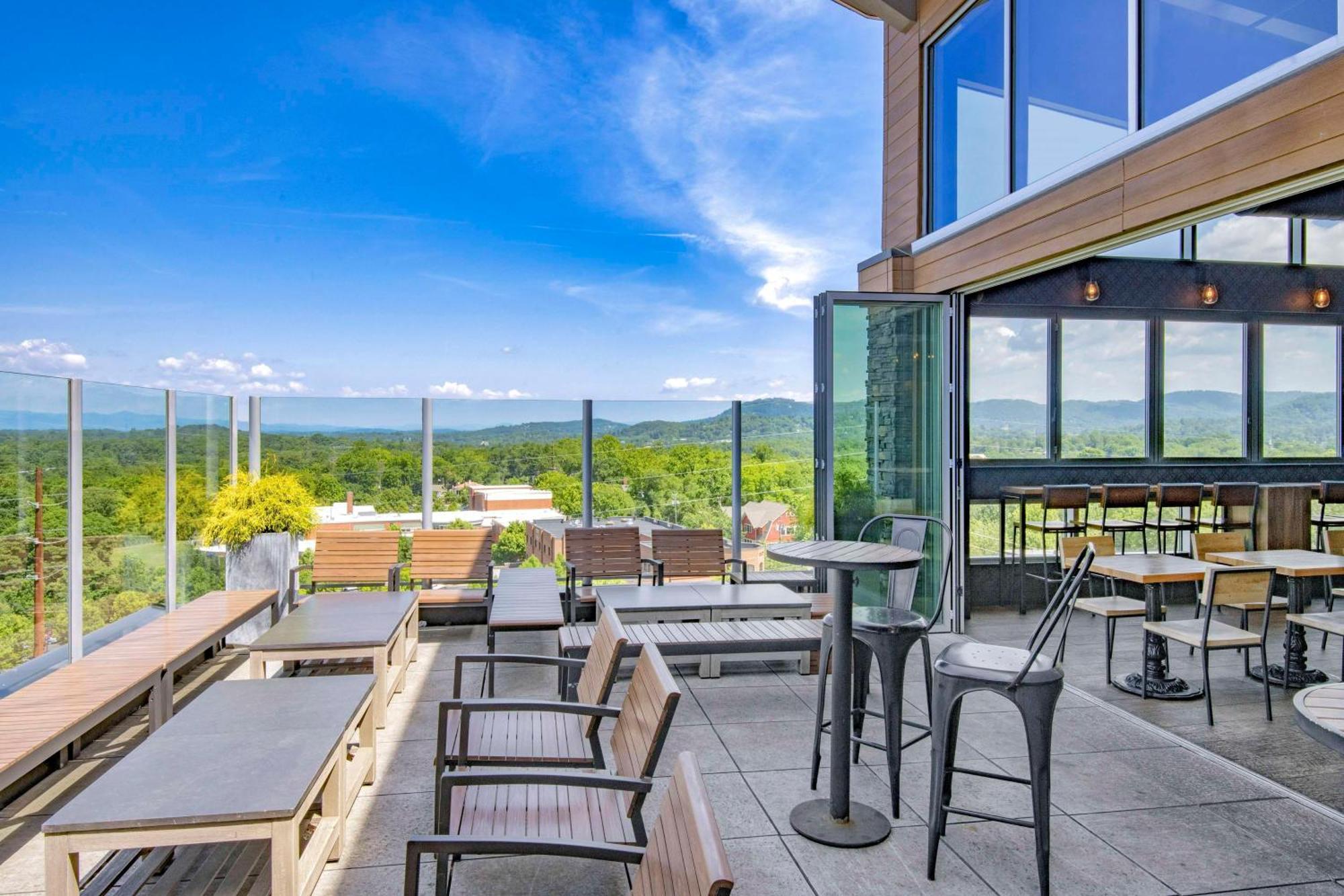 Doubletree By Hilton Asheville Downtown Buitenkant foto